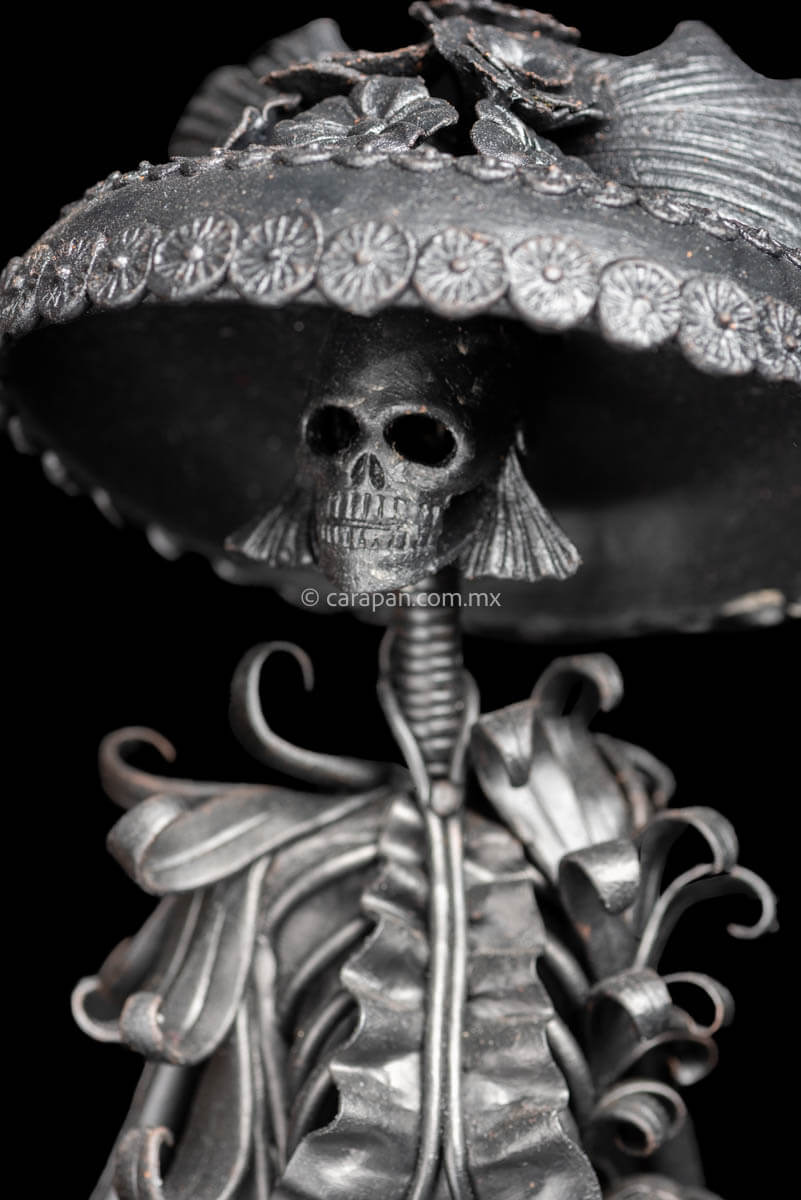 Catrina Day of the dead Sculpture in Black Diego Rivera Style