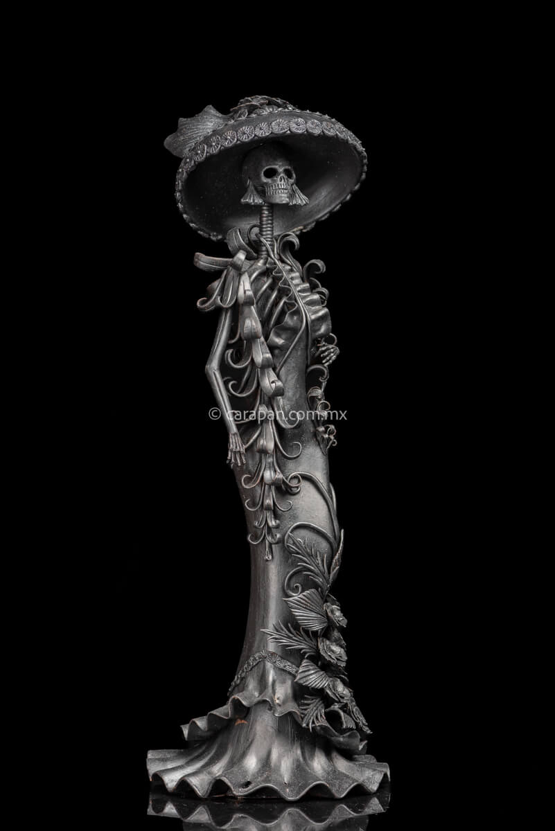 Catrina Day of the dead Sculpture in Black Diego Rivera Style