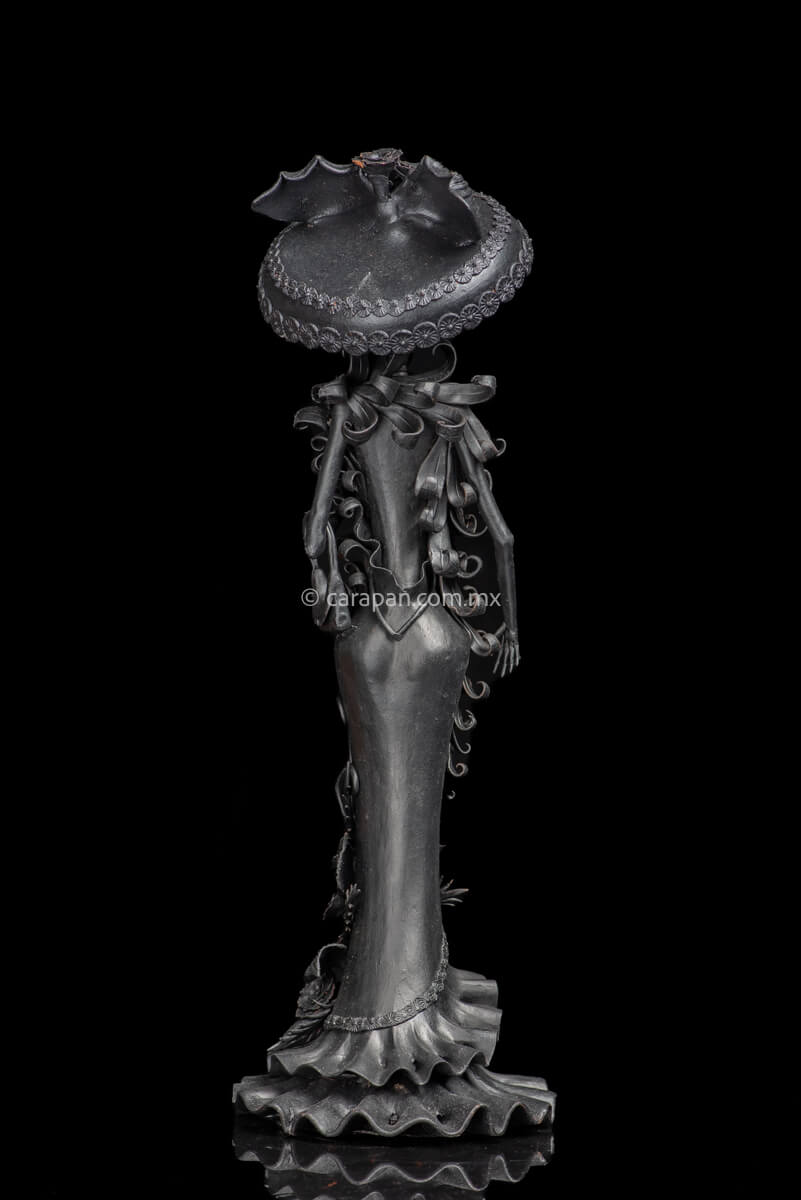 Catrina Day of the dead Sculpture in Black Diego Rivera Style back