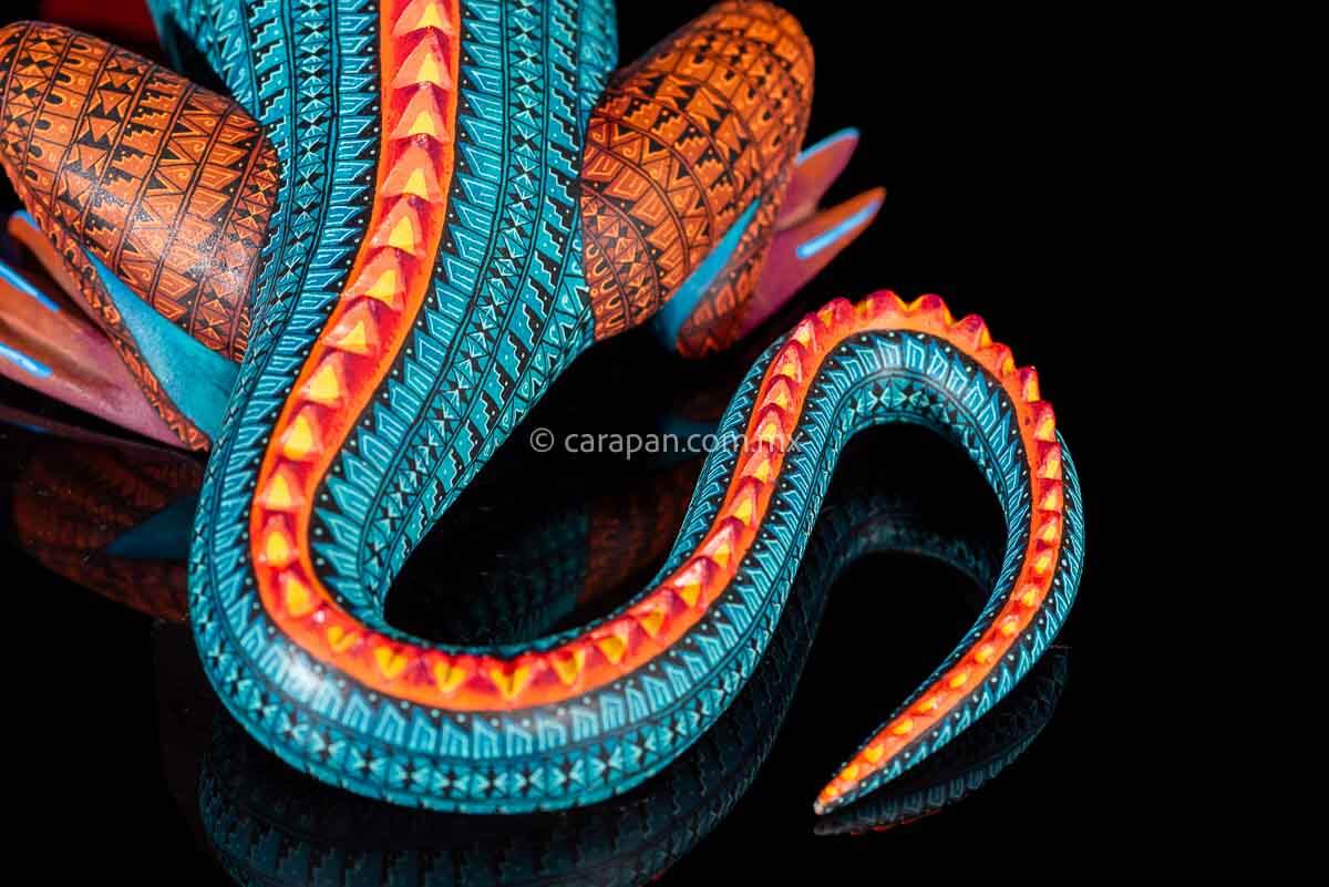 izard Wood Carving  Alebrije from Oaxaca  tail