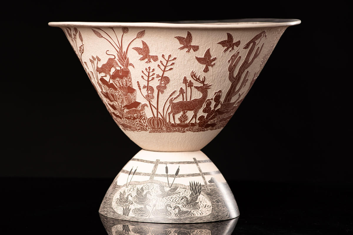 Mata Ortiz pot conic shape decorated with Mexican semi desert & Mountain creatures such as eagles, deer, rams, bats, owls, turkeys, squirrels and bears. The outside of the pot is decorated in brown over beige and the inside in black over beige. The base is also decorated in black over beige with sgraffito technique