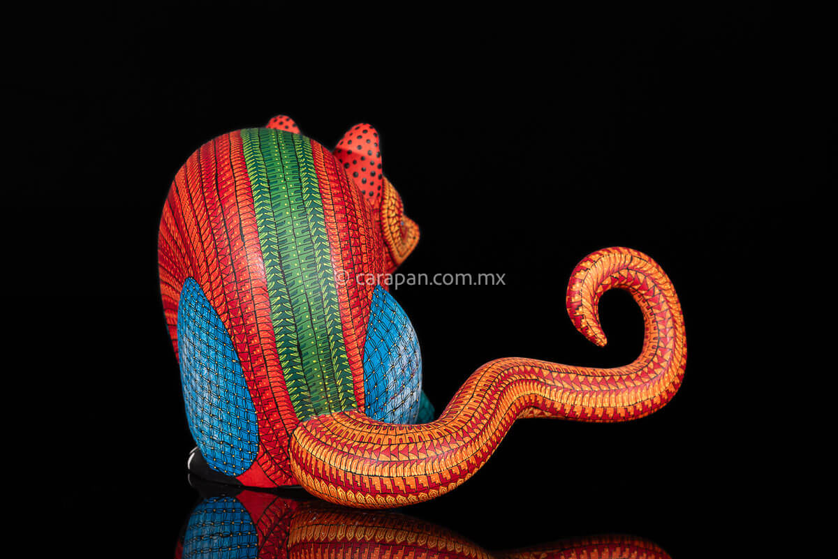Opossum Mexican Wood Carving Alebrije Hand Painted Exquisite