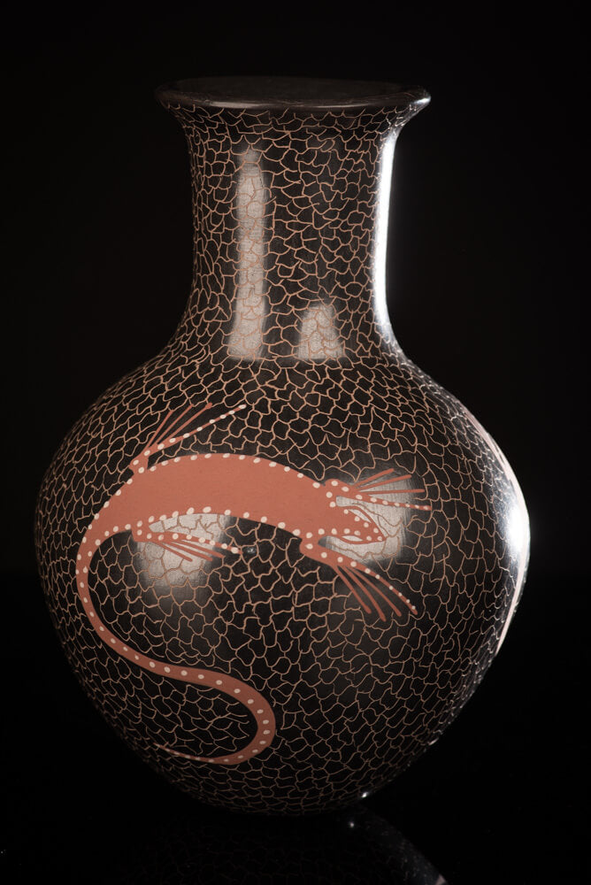 Mata-Ortiz-Ceramic-Pot-orange-lizard-Lucero-