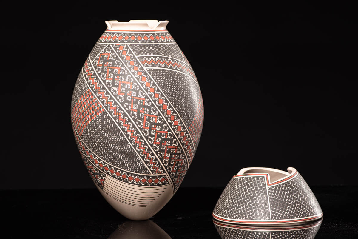 Mata Ortiz Ceramic Pot Black and Orange Mexican Folk Art