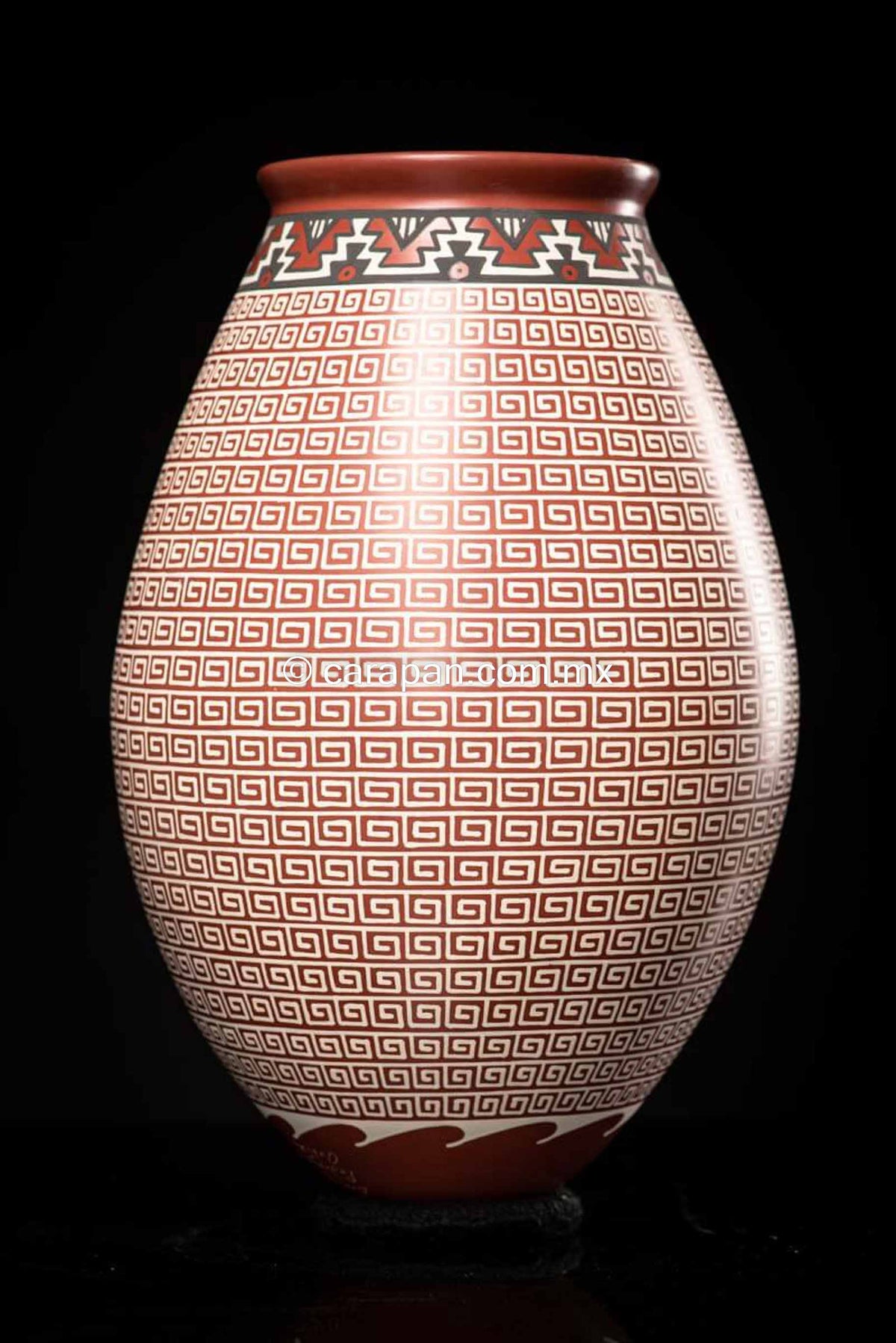 Mata ortiz Pot orange Background beige Pattern