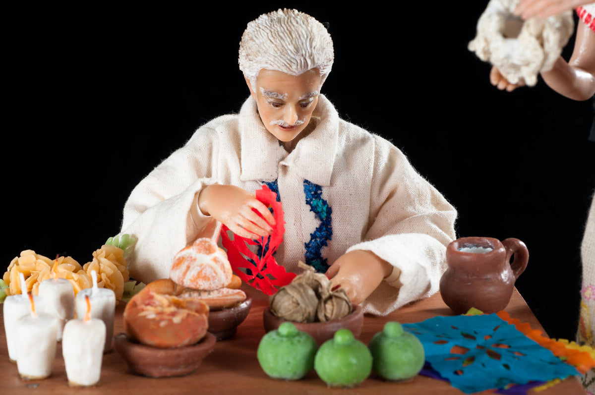 Mexican Art Wax Sculpture Couple Making day of the Dead Altar