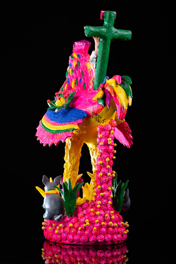 Awarded Rooster by Metepec pottery master Alfonso Soteno