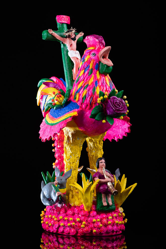 Awarded Rooster by Metepec pottery master Alfonso Soteno