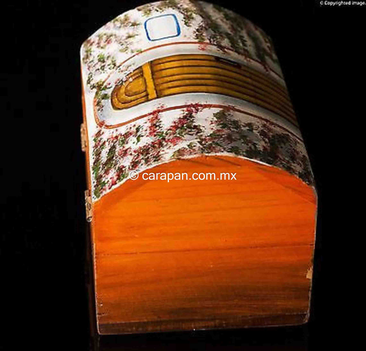 Hand painted wood box from Guanajuato Mexico