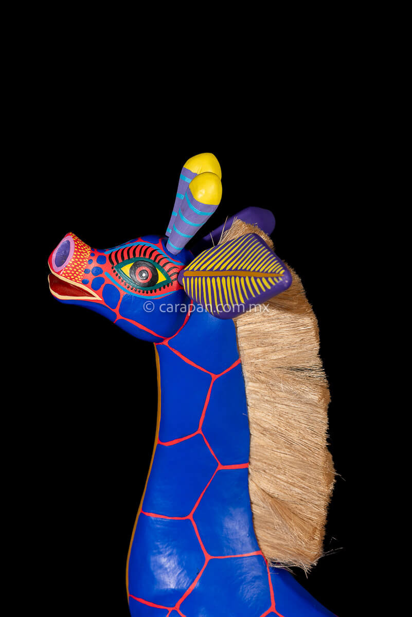 head of Mexican Giraffe Wooden Sculpture Alebrije from Oaxaca