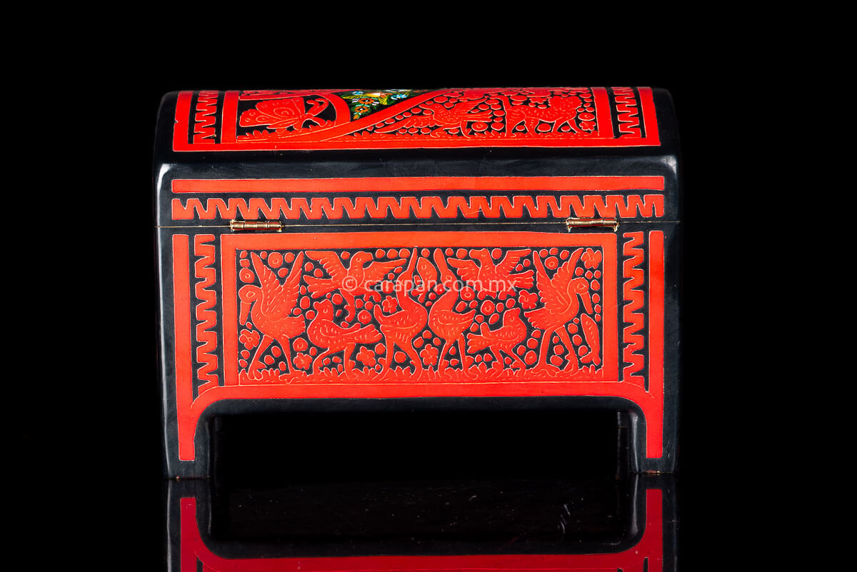 Lacquered Wood Box in red over black Crafted in Olinalá Mexico