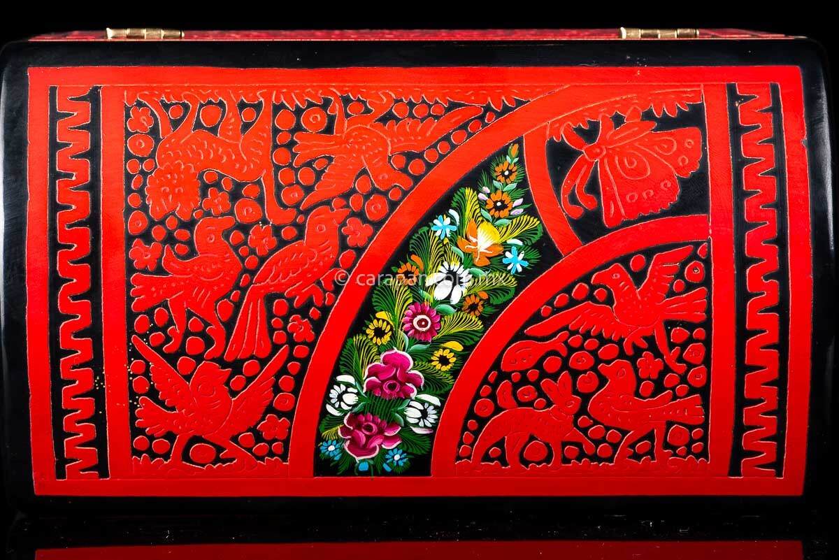 Lacquered Wood Box in red over black Crafted in Olinalá Mexico