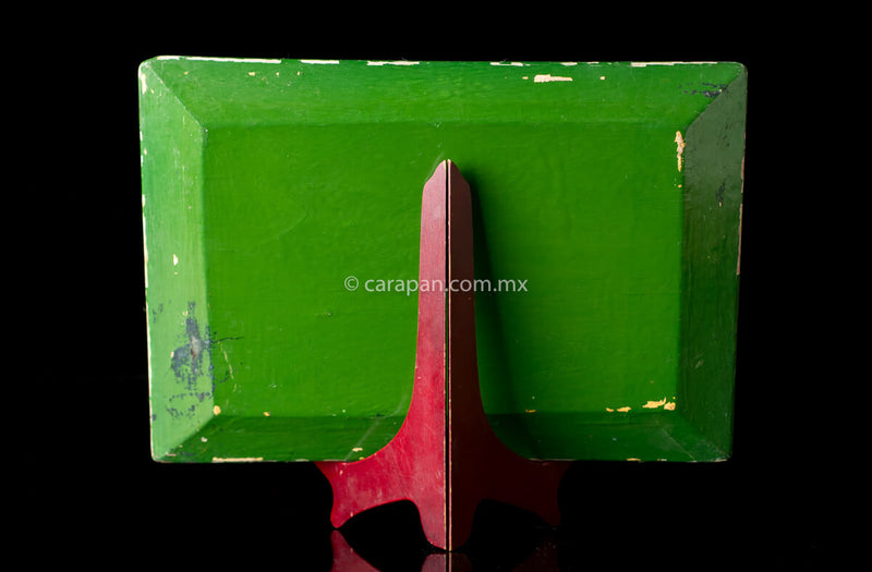 Vintage Lacquered Wood Tray with etched star shape in yellow over green background. Crafted in the 1960's in Olinalá Guerrero. Due to its vintage condition lacquer is peeled off in some areas.