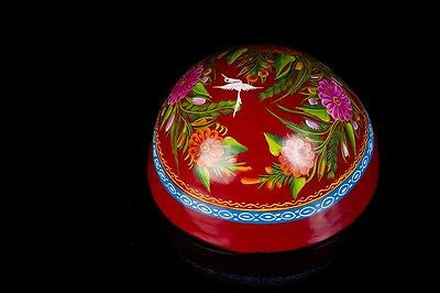 LACQUERED HAND PAINTED RED GOURD OLINALA GUERRERO MEXICAN FOLK ART LG1