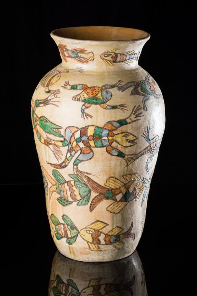 Ceramic pot with Fish & Lizards by Oaxacan Artist Dolores Porras