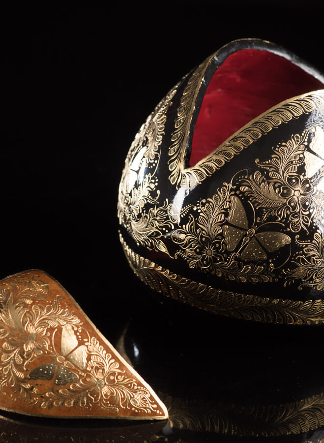 Gold Outlined Lacquered Gourd decorated with butterflies & Floral motifs