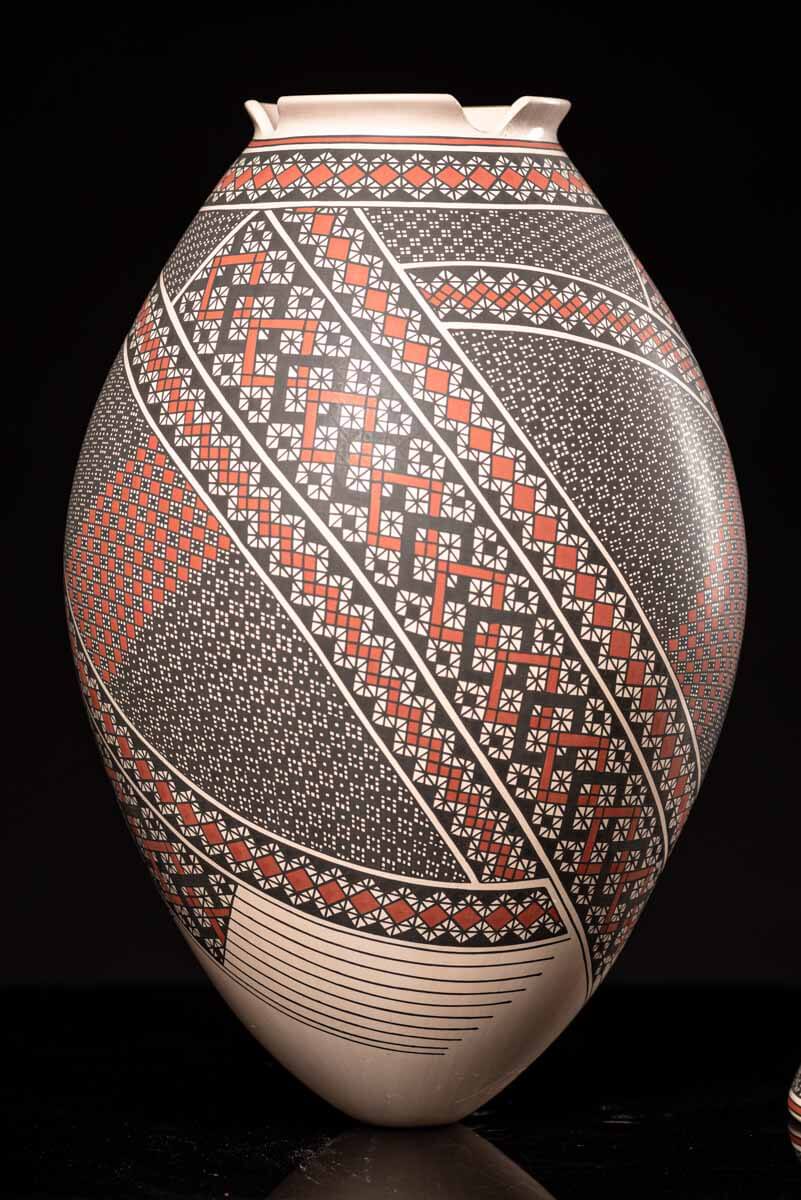 Mata Ortiz Ceramic Pot Black and Orange Mexican Folk Art