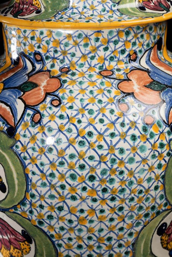 Talavera Tibor Vase with Lid Detail