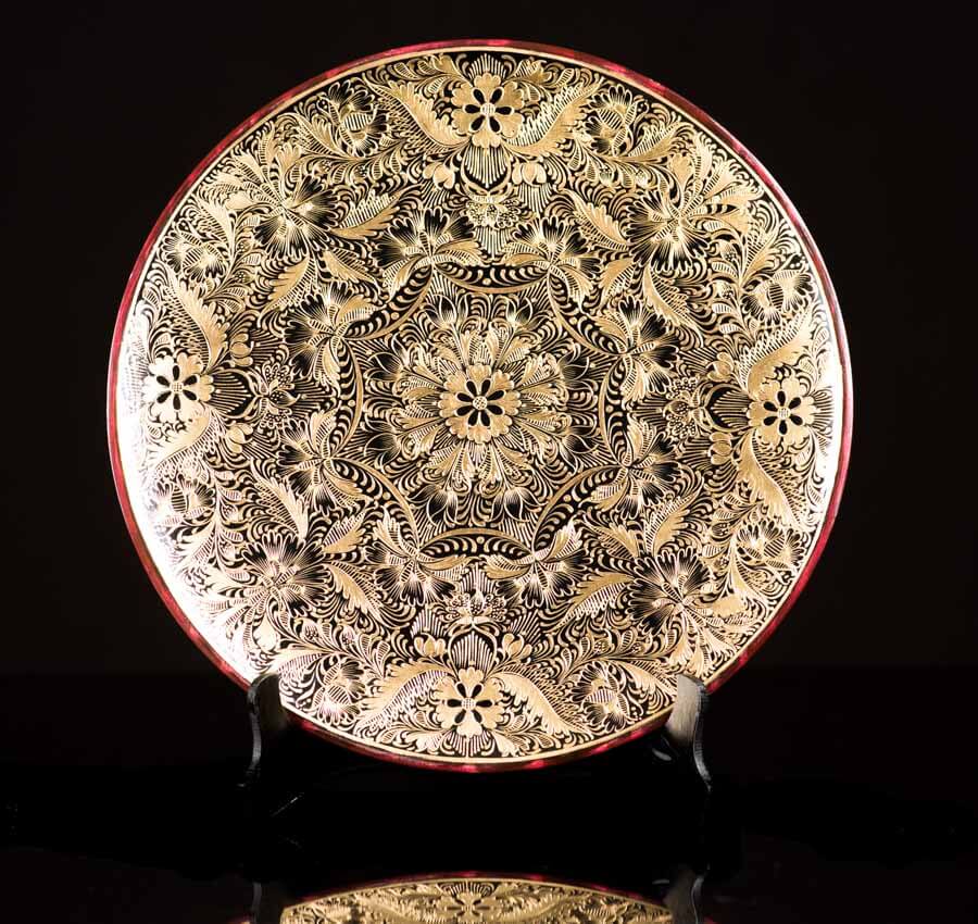 Gold Outlined Dish Lacquerware with geometric patterns. Folk Art from Patzcuaro.