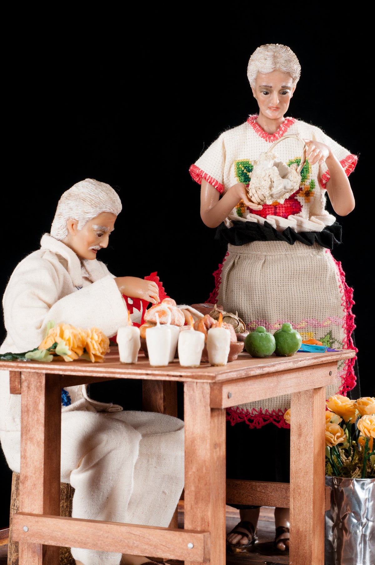 Mexican Art Wax Sculpture Couple Making day of the Dead Altar